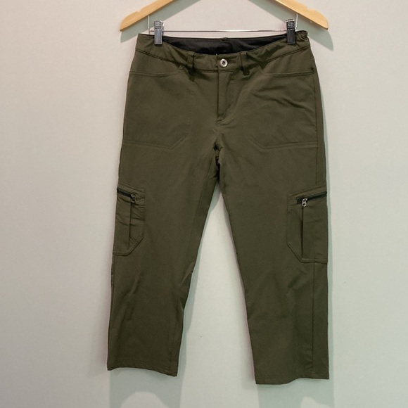 Patagonia Green Tribune Capri Pants Hiking Outdoor Crop Pants Size 4 - Picture 3 of 12